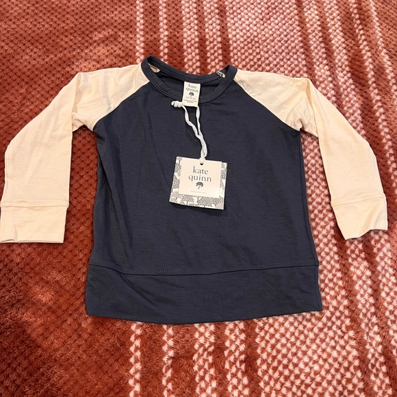 Kate Quinn LS Raglan - Picture 1 of 2